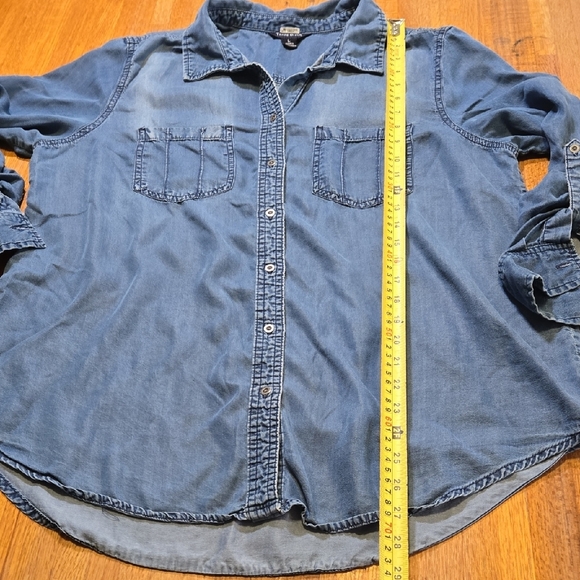 Terre Bleue Women Large Denim Button Down Chambray Long Tap Sleeve Lyocell Shirt - Picture 7 of 9